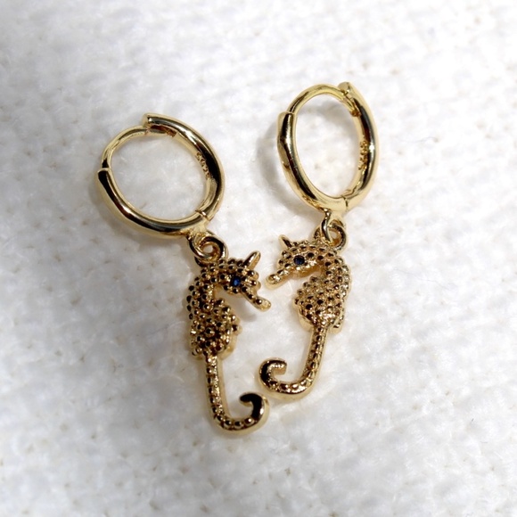 Sterling Silver Gold SeaHorse Hoop Earrings - Picture 1 of 5